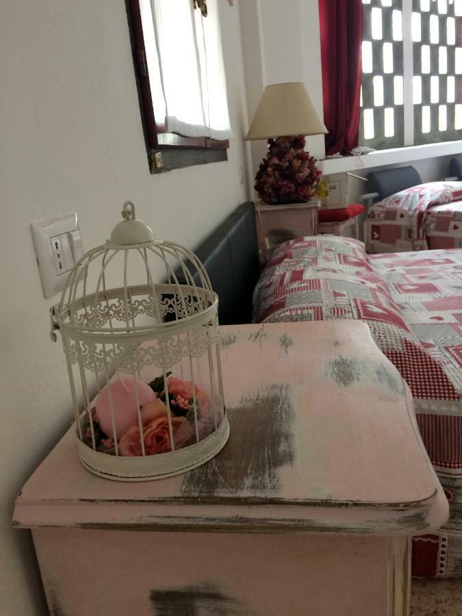 Готель Joy Living Сандра Екстер'єр фото